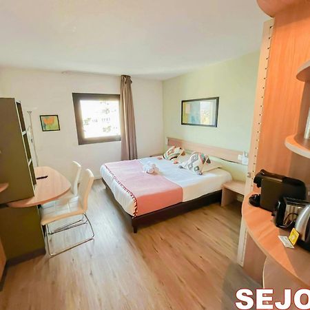 5 Minutes Du Zenith - Studio Chic Пантен Экстерьер фото